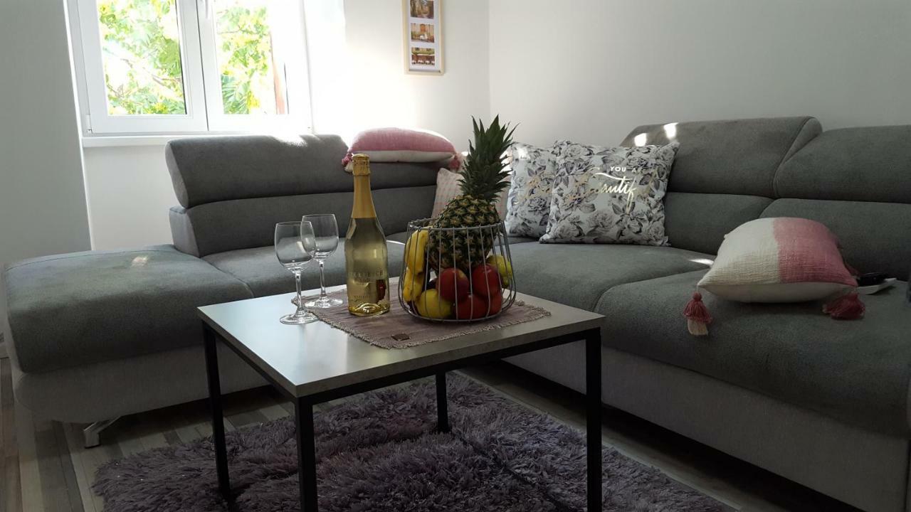 Apartment Imperia *** Пула Екстериор снимка